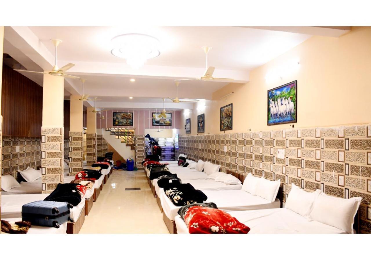 Basāri Tirupati Balaji Inn Bageshwar Dham מראה חיצוני תמונה